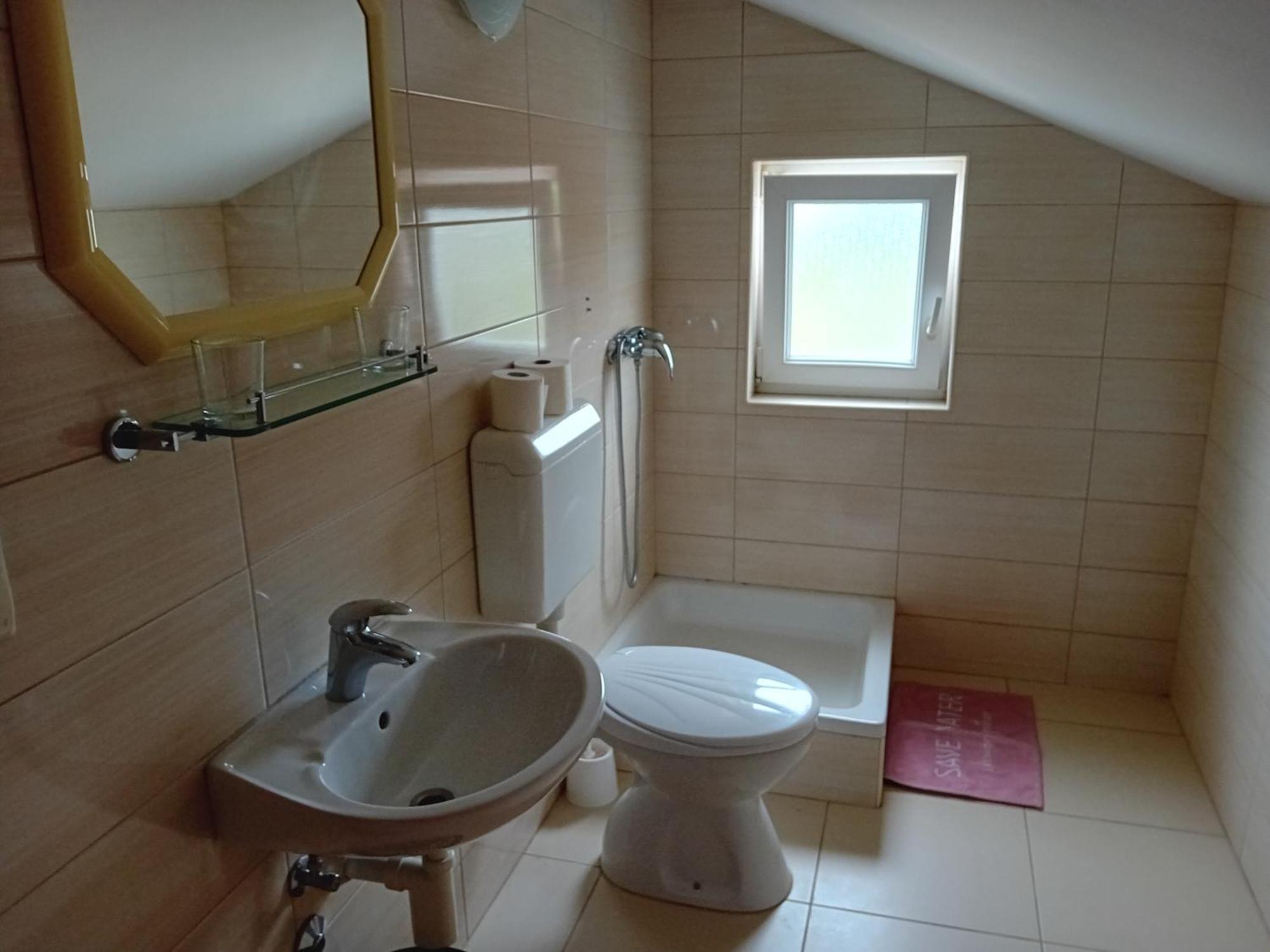 Apartmani Ana I Predrag Lopar Kamer foto